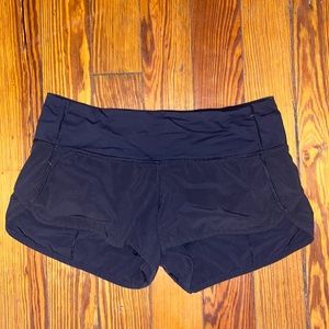 Black lulu lemon shorts size 6